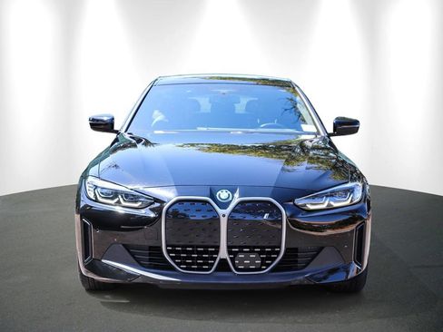 Used 2023 BMW i4 eDrive40 RWD image 2