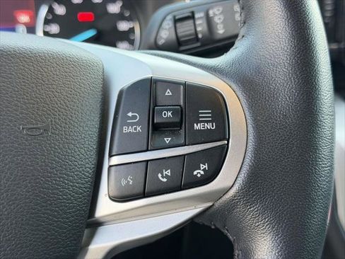 Used 2023 Ford Explorer XLT w/ Equipment Group 202A image 23