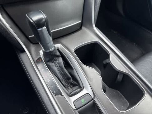 Used 2019 Honda Accord EX-L image 19