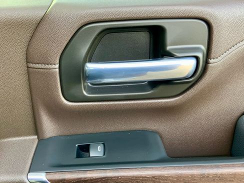 Used 2023 GMC Sierra 3500 Denali w/ Denali Ultimate Package image 50