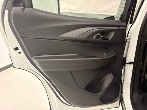 New 2026 Chevrolet TrailBlazer LS w/ LS Convenience Package FWD image 26