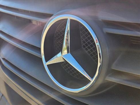 Used 2023 Mercedes-Benz Sprinter 2500 image 8