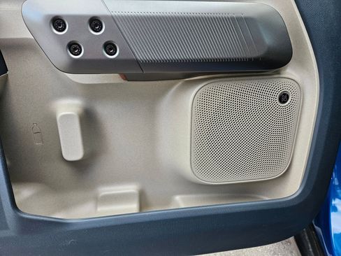 Used 2025 Ford Maverick Lariat w/ 4K Tow Package image 15