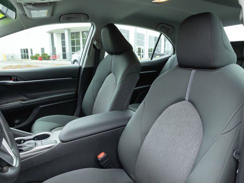 Certified 2022 Toyota Camry LE w/ Carpet Mat Package (TMS) FWD image 11