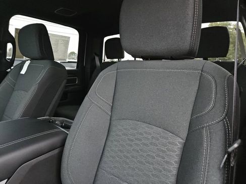 New 2026 RAM 3500 Lone Star image 24