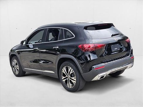 Used 2025 Mercedes-Benz GLA 250 image 8
