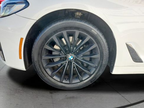 Used 2021 BMW 530i w/ Convenience Package image 27