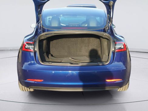 Used 2018 Tesla Model 3 RWD image 31