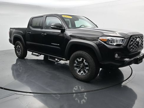 Used 2023 Toyota Tacoma TRD Off-Road AWD/4WD image 2