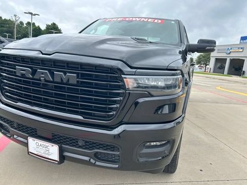 Used 2025 RAM 1500 Laramie w/ Night Edition AWD/4WD image 3