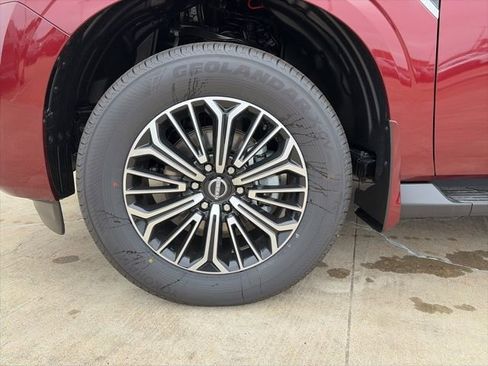 New 2026 Nissan Armada SL image 8