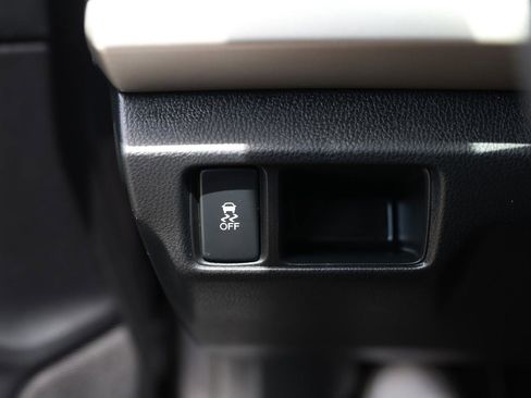 Used 2012 Honda Accord LX image 39