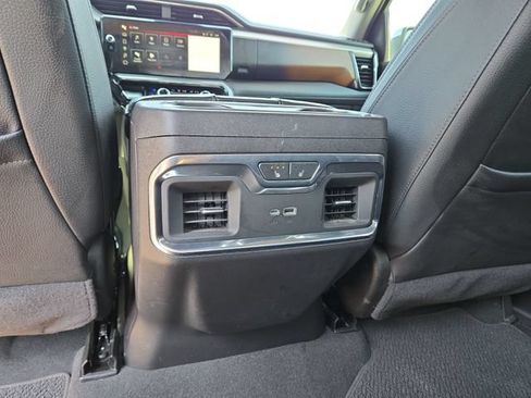 Used 2024 GMC Sierra 1500 Denali w/ Technology Package AWD/4WD image 34
