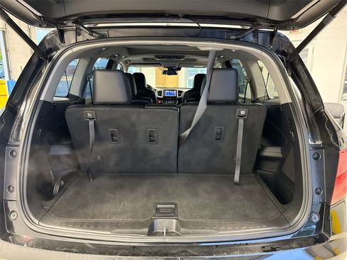 Certified 2017 Honda Pilot Elite image 38