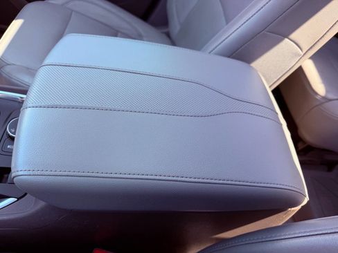 Used 2019 Chevrolet Traverse Premier w/ Driver Confidence II Package image 53