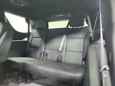 Used 2024 Chevrolet Tahoe Z71 w/ Luxury Package AWD/4WD image 39