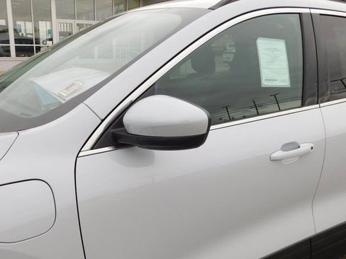 New 2026 Ford Escape SE FWD image 11