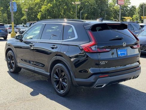 Used 2023 Honda CR-V Sport Touring image 2