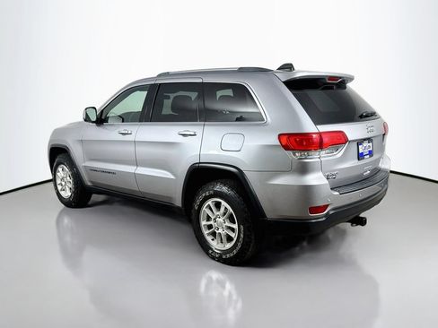 Used 2019 Jeep Grand Cherokee Laredo AWD/4WD image 5