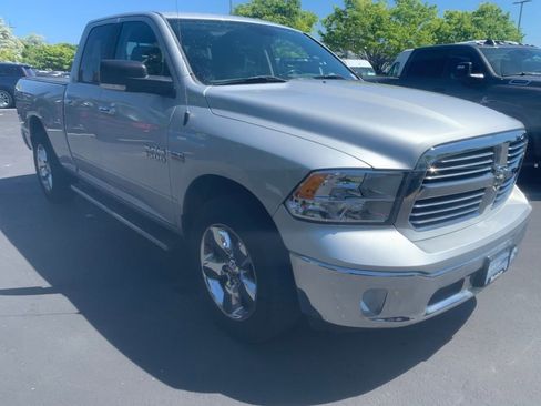 Used 2016 RAM 1500 Big Horn w/ Heated Seats & Wheel Group AWD/4WD image 4