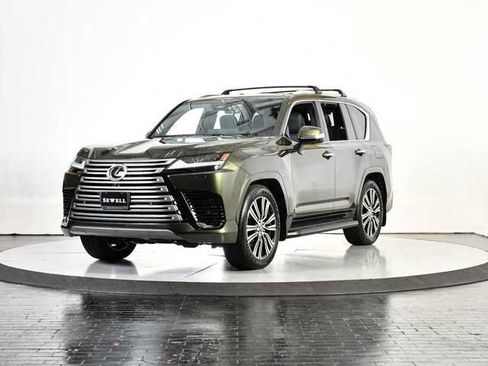 Certified 2025 Lexus LX 600 4WD w/ Luxury Package image 1