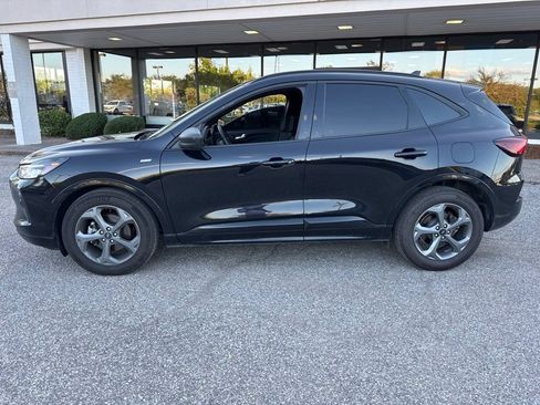 Certified 2023 Ford Escape ST-Line w/ Tech Pack #1 FWD image 7