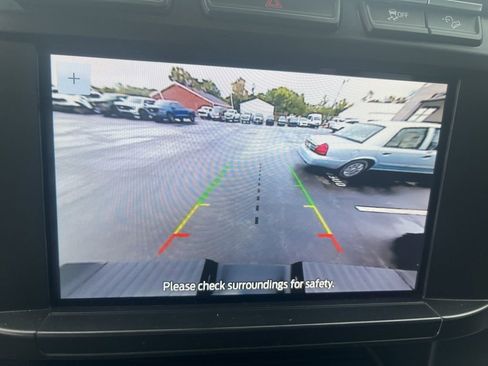 Used 2023 Ford F250 XLT w/ FX4 Off-Road Package image 16