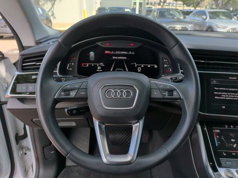 Certified 2023 Audi Q8 Premium w/ Convenience Package AWD/4WD image 17