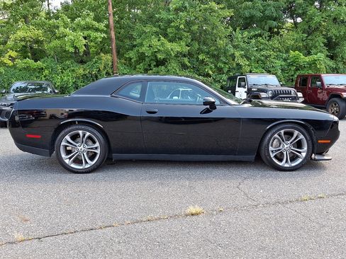 Used 2022 Dodge Challenger R/T RWD image 6