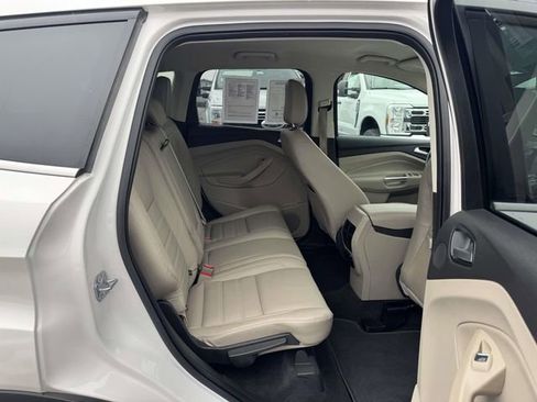 Used 2018 Ford Escape Titanium image 12