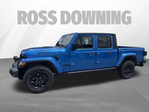 Used 2023 Jeep Gladiator Sport AWD/4WD image 2