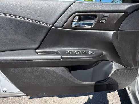 Used 2014 Honda Accord EX-L image 19