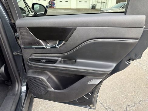 Certified 2022 Lincoln Corsair Reserve w/ Sport Package image 16