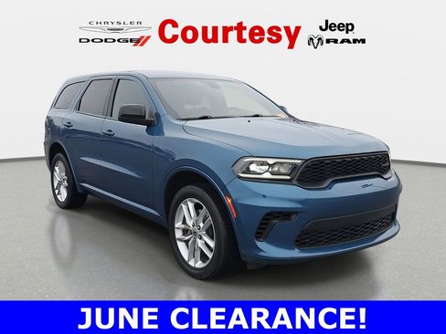 Certified 2023 Dodge Durango GT AWD/4WD image 1