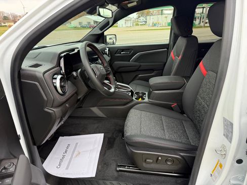 Certified 2023 Chevrolet Colorado Z71 w/ Z71 Convenience Package 2 image 13