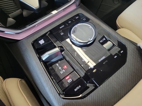 Used 2026 BMW X3 xDrive30 w/ Convenience Package image 23