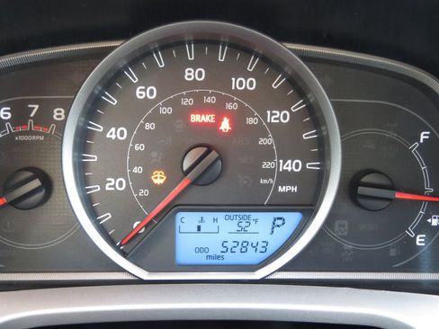 Used 2015 Toyota RAV4 LE image 20