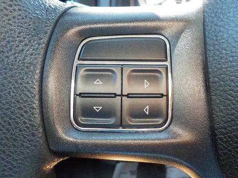 Used 2017 RAM 1500 Express AWD/4WD image 18