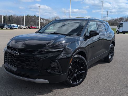 Used 2021 Chevrolet Blazer LT w/ LPO, Black Accent Package image 11