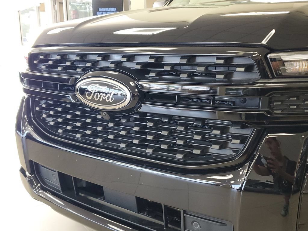 New 2026 Ford Ranger XLT w/ Technology Package AWD/4WD image 8