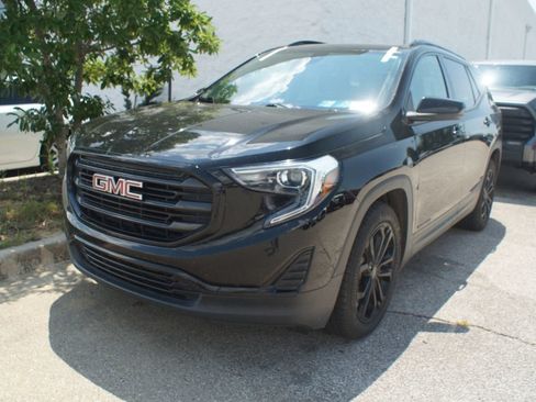 Used 2021 GMC Terrain SLE w/ Driver Convenience Package FWD image 5