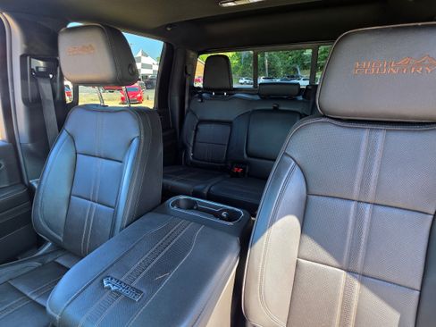 Used 2024 Chevrolet Silverado 3500 High Country w/ High Country Premium Package AWD/4WD image 22