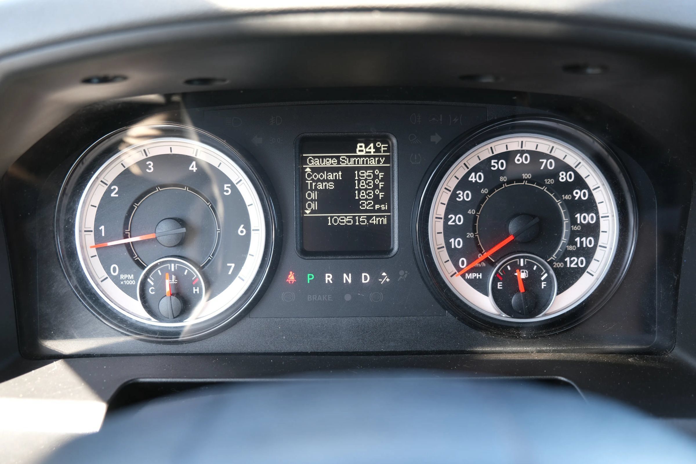 Used 2017 RAM 1500 Express AWD/4WD image 38