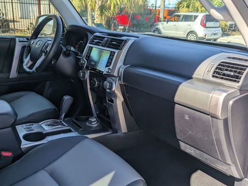 Used 2024 Toyota 4Runner SR5 Premium image 32
