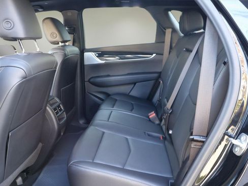 Certified 2025 Cadillac XT5 Premium Luxury image 13