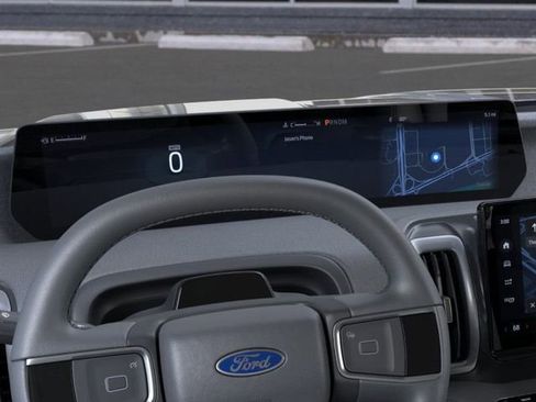 New 2025 Ford Expedition Active image 13