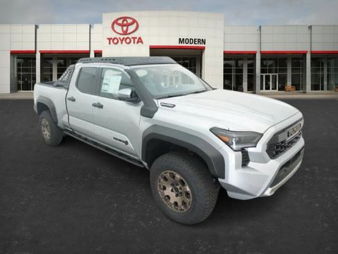 New 2025 Toyota Tacoma 4x4 Double Cab Hybrid image 29