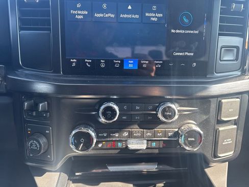 Certified 2024 Ford F250 Lariat w/ Tremor Off-Road Package image 5