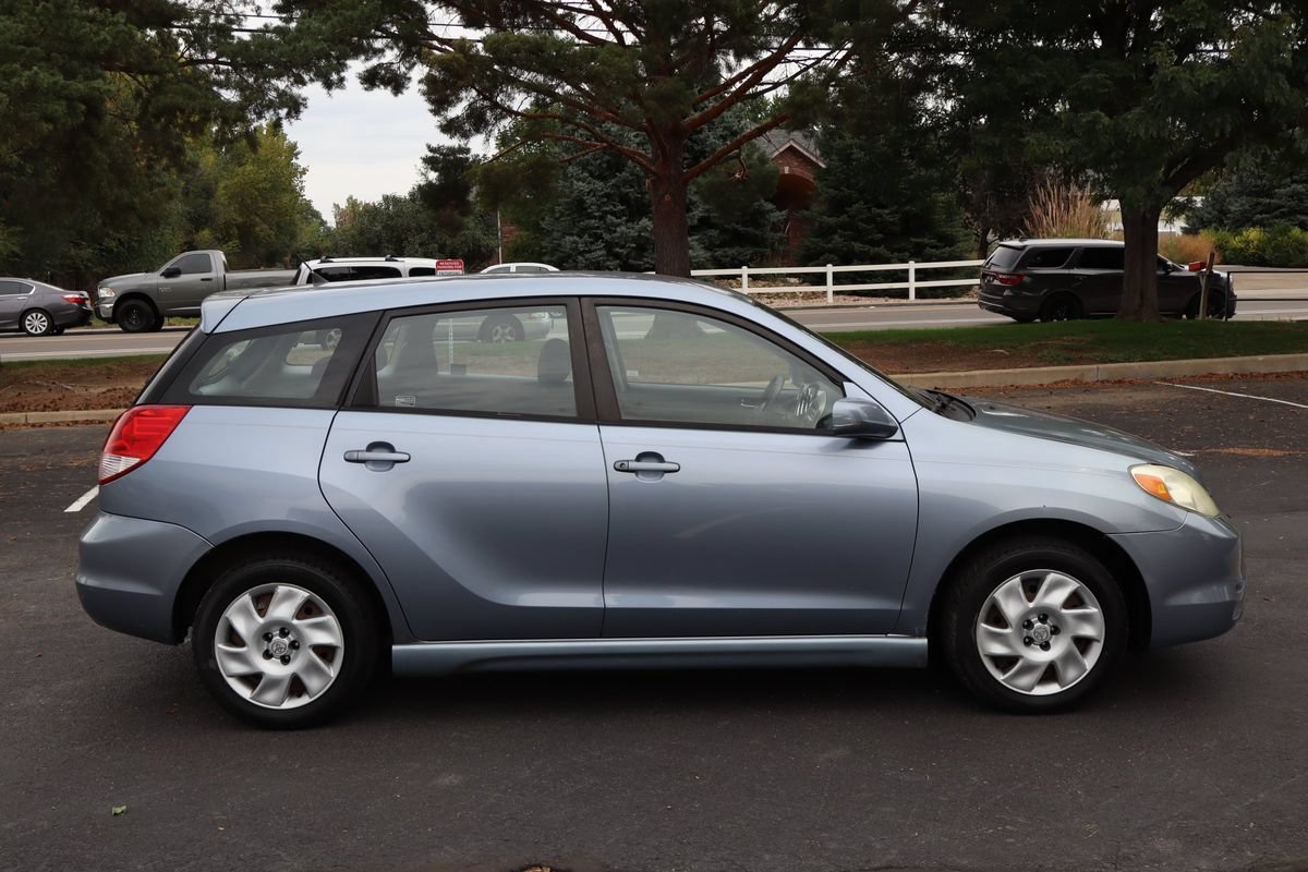 Used 2003 Toyota Matrix XR FWD image 3