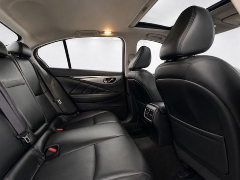 Used 2021 INFINITI Q50 Luxe RWD image 14